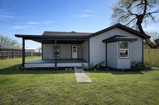 469 W Fulton Street, Van Alstyne, TX 75495