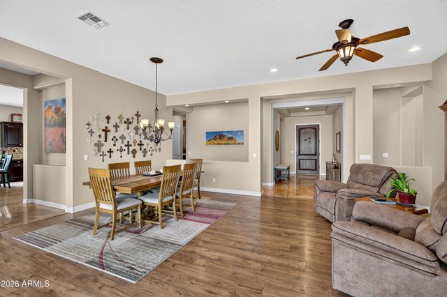 3554 E Glacier Place, Chandler, AZ 85249