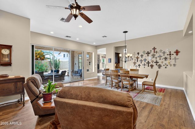 3554 E Glacier Place, Chandler, AZ 85249