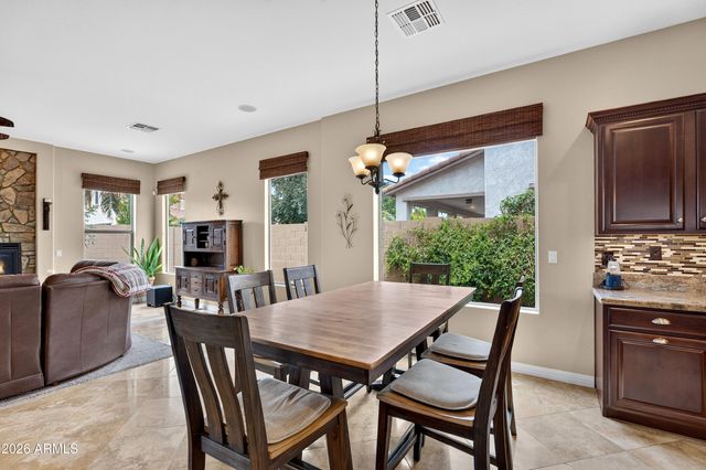 3554 E Glacier Place, Chandler, AZ 85249