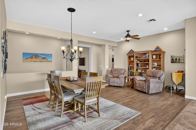 3554 E Glacier Place, Chandler, AZ 85249