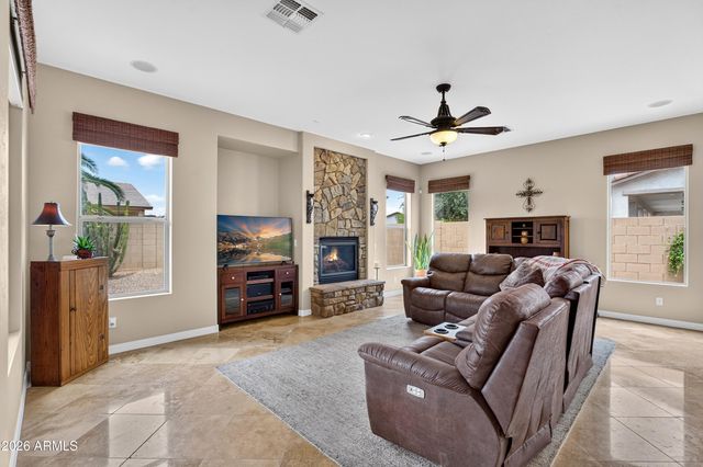3554 E Glacier Place, Chandler, AZ 85249