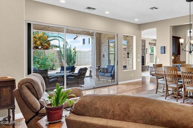 3554 E Glacier Place, Chandler, AZ 85249