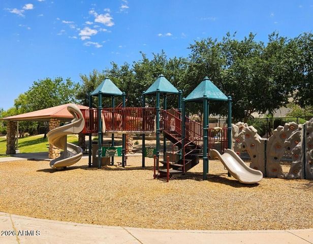 3554 E Glacier Place, Chandler, AZ 85249