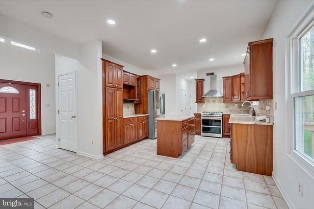 9 STIRRUP WAY, Princeton, NJ 08540