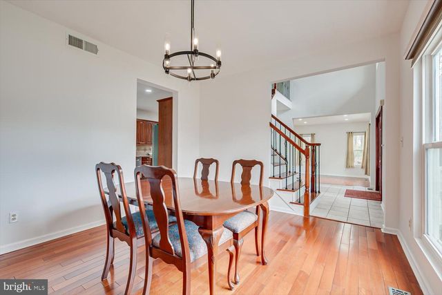 9 STIRRUP WAY, Princeton, NJ 08540