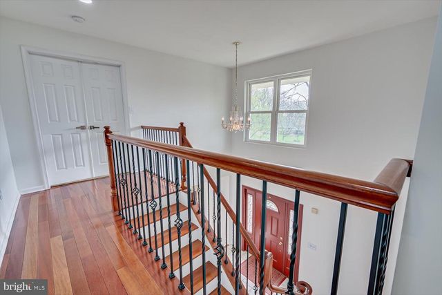 9 STIRRUP WAY, Princeton, NJ 08540