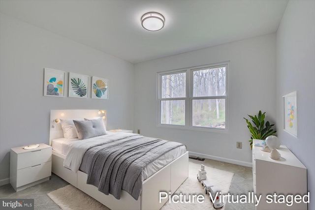 9 STIRRUP WAY, Princeton, NJ 08540