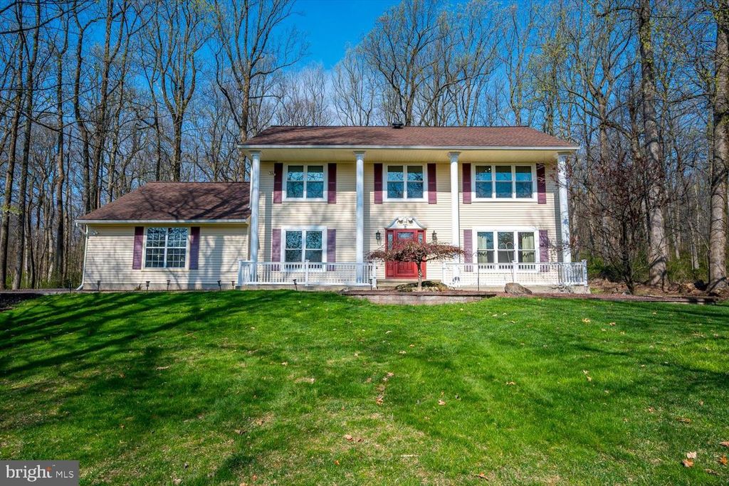 9 STIRRUP WAY, Princeton, NJ 08540