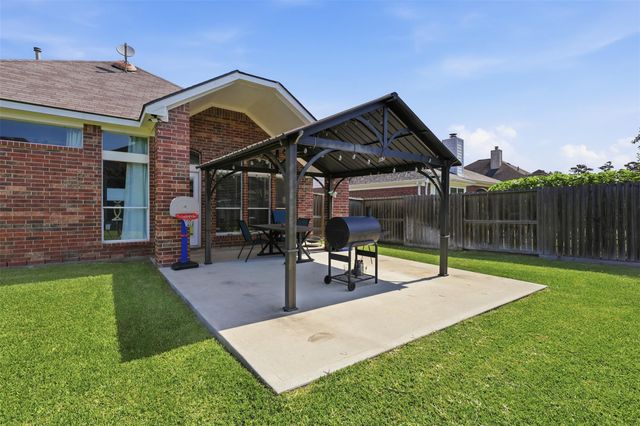 11207 Timbertree Lane, Houston, TX 77070