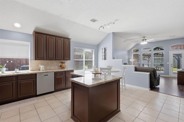 11207 Timbertree Lane, Houston, TX 77070