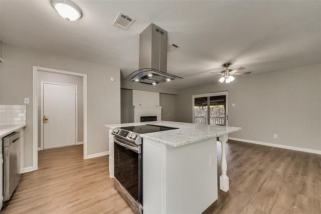 8423 Cadenza Lane, Dallas, TX 75228