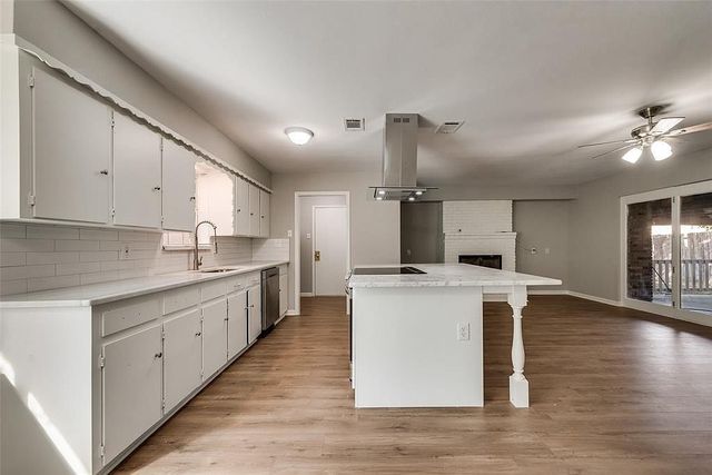 8423 Cadenza Lane, Dallas, TX 75228