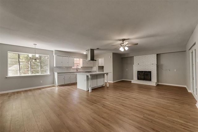 8423 Cadenza Lane, Dallas, TX 75228