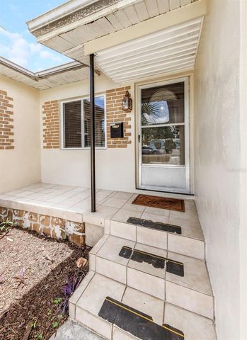 3200 33RD AVENUE N, St Petersburg, FL 33713