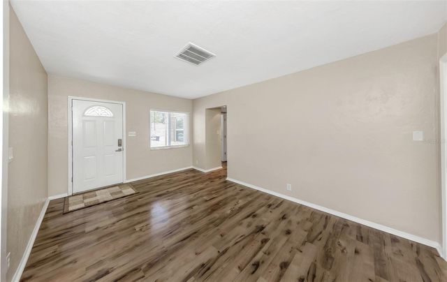 3200 33RD AVENUE N, St Petersburg, FL 33713