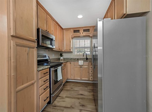 3200 33RD AVENUE N, St Petersburg, FL 33713