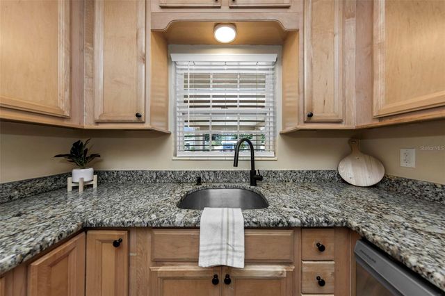 3200 33RD AVENUE N, St Petersburg, FL 33713