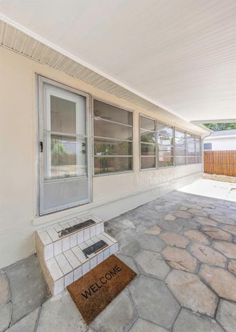 3200 33RD AVENUE N, St Petersburg, FL 33713