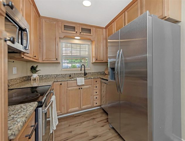 3200 33RD AVENUE N, St Petersburg, FL 33713