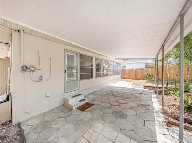 3200 33RD AVENUE N, St Petersburg, FL 33713
