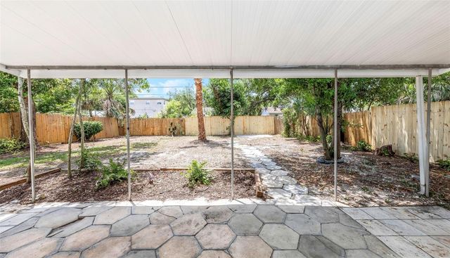 3200 33RD AVENUE N, St Petersburg, FL 33713