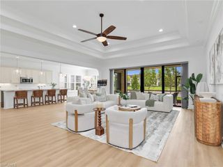 9454 Greenleigh CT, Naples, FL 34120
