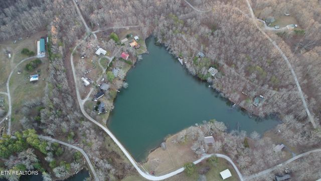 5 Tresa St, Crossville, TN 38572