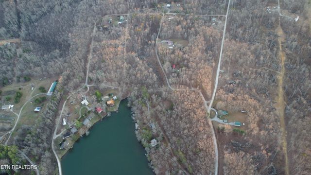 5 Tresa St, Crossville, TN 38572