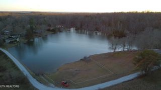 5 Tresa St, Crossville, TN 38572