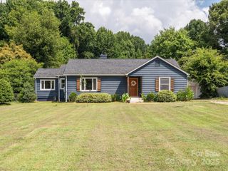 7210 Tuckaseegee Road, Charlotte, NC 28214