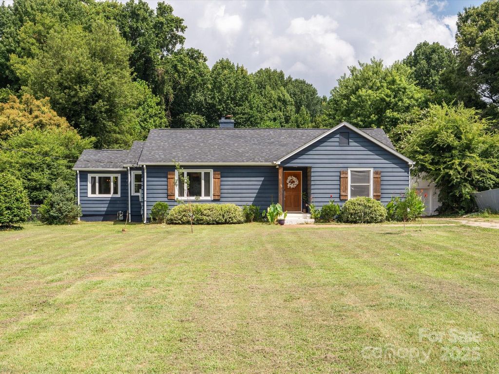 7210 Tuckaseegee Road, Charlotte, NC 28214