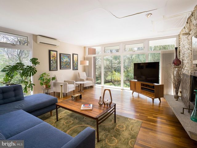 1321 PEPPER RD, Rydal, PA 19046