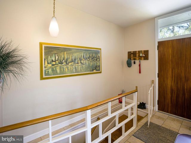 1321 PEPPER RD, Rydal, PA 19046