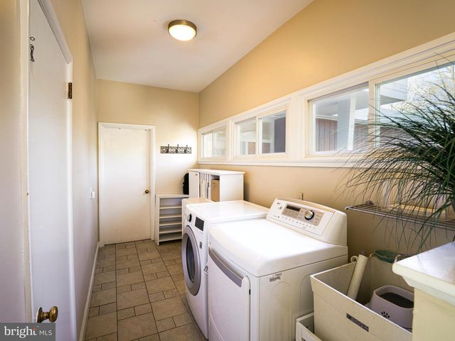 1321 PEPPER RD, Rydal, PA 19046