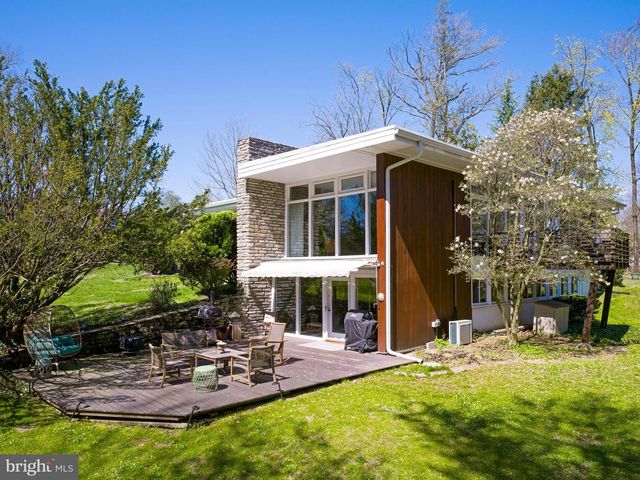 1321 PEPPER RD, Rydal, PA 19046