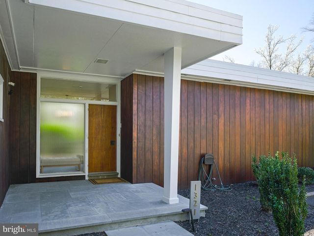 1321 PEPPER RD, Rydal, PA 19046