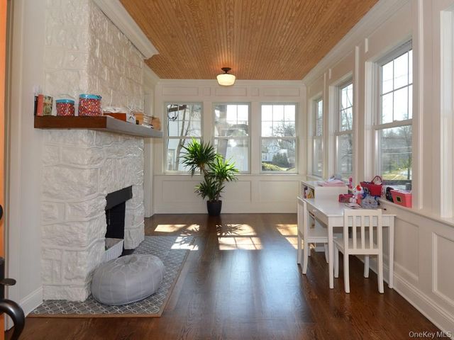 58 E Brookside Drive, Larchmont, NY 10538