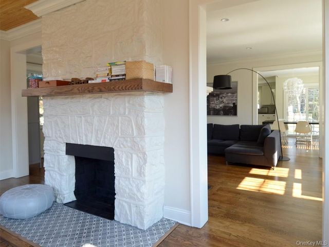 58 E Brookside Drive, Larchmont, NY 10538