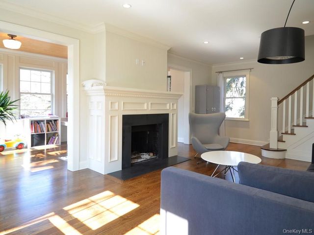 58 E Brookside Drive, Larchmont, NY 10538