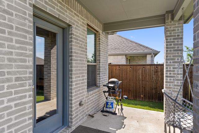 132 Chase Creek Drive, Lavon, TX 75166