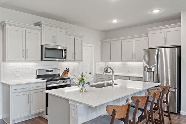 132 Chase Creek Drive, Lavon, TX 75166