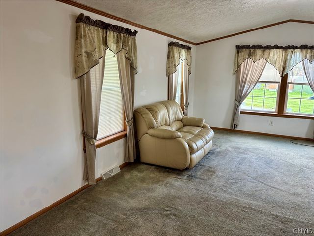 54 Fairport Road, Pompey, NY 13051