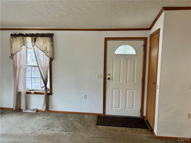 54 Fairport Road, Pompey, NY 13051