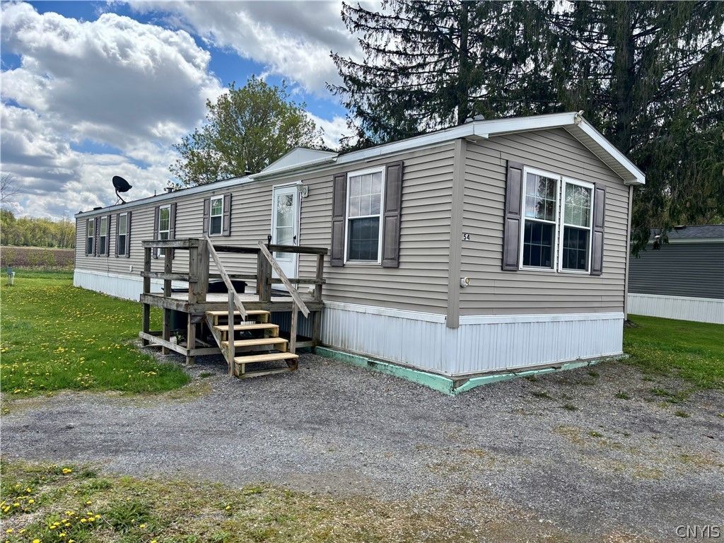 54 Fairport Road, Pompey, NY 13051