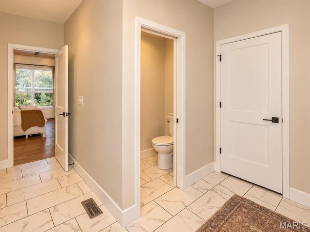224 Stonebridge Bluff Drive, Maryville, IL 62062