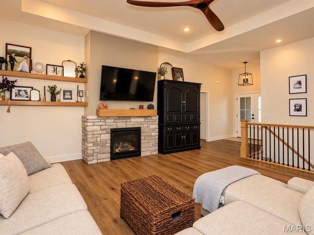 224 Stonebridge Bluff Drive, Maryville, IL 62062