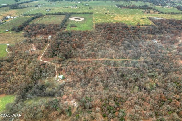 6270 County Lane 84, Reeds, MO 64859