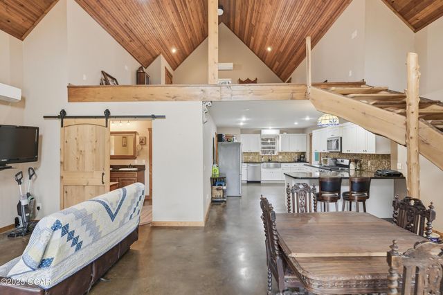 6270 County Lane 84, Reeds, MO 64859