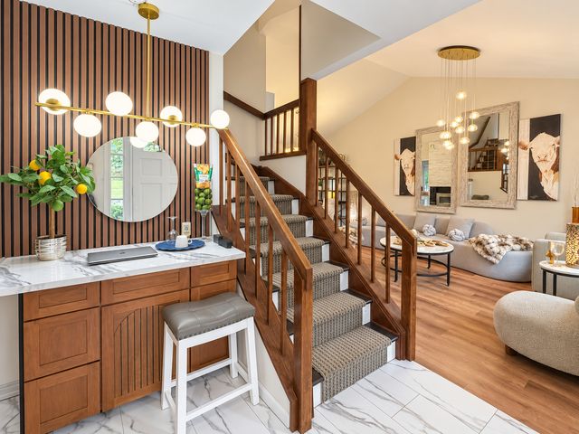 1401 Knoll Drive, Naperville, IL 60565